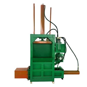Petite presse à balles d'herbe de type économique Machine à balles de compression de foin de type balle à poussée automatique - Product Image 4