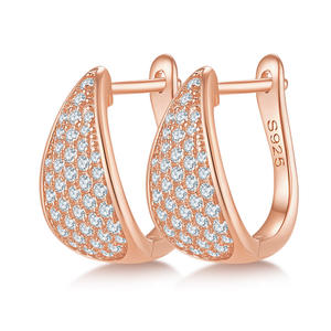 Vente en gros 0.57CT D VVS Mêlée Moissanite Huggie Boucles d'oreilles en argent sterling 925 plaqué or blanc 18 carats Bijoux pour femmes à la mode - Product Image 2