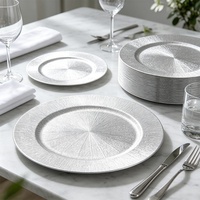 Assiettes de présentation rondes en plastique doré effet soleil, texturées et réutilisables, pour mariages et banquets