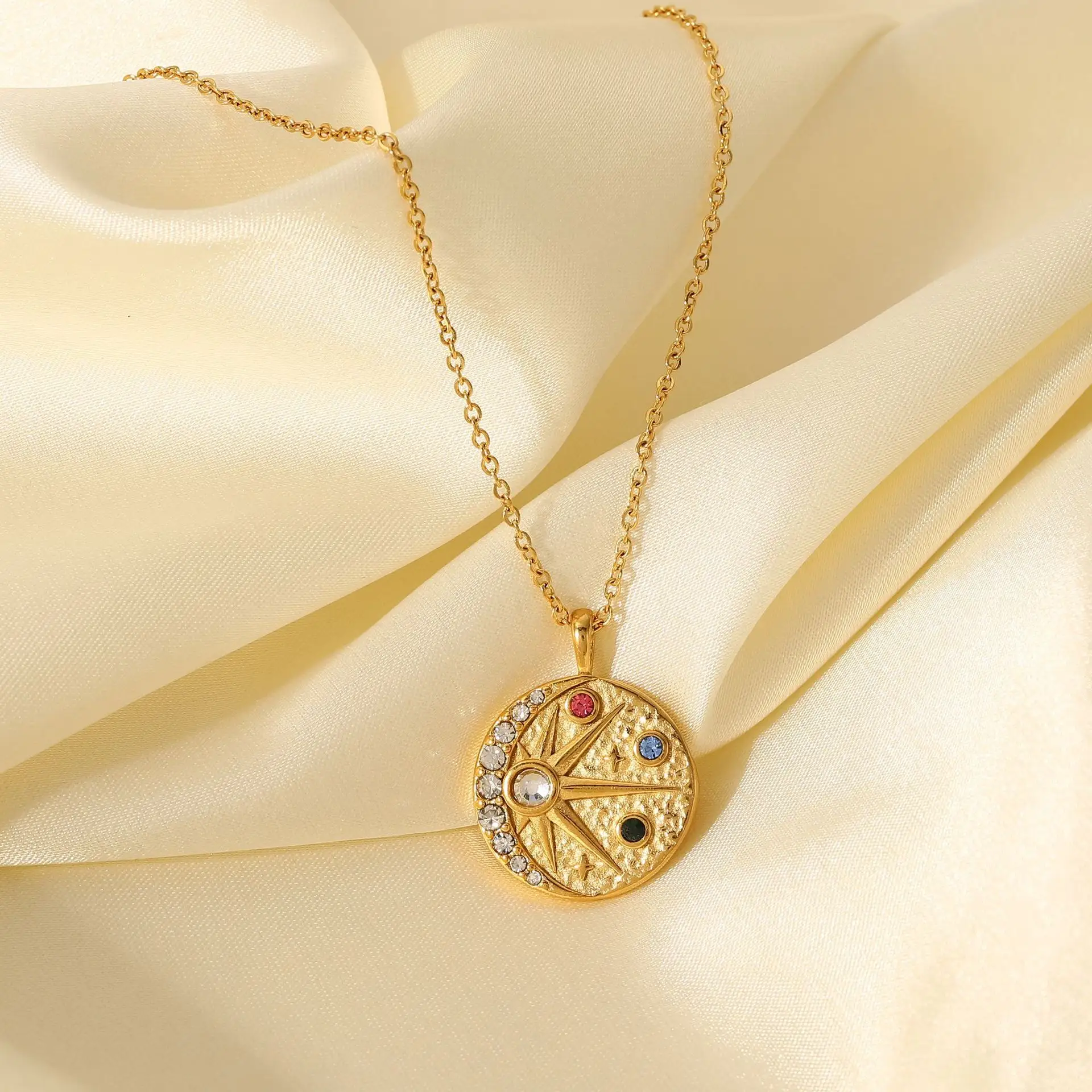 Vintage Sun Moon Embossed Hammer Pattern Color Zirconium Pendant 18K Gold Plated Stainless Steel Chain Necklace