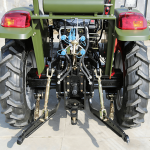 Tracteur 4x4 de 150 CV avec boîte de vitesses 8+8 et essieu avant en fonte pour plus de stabilité - Product Image 4