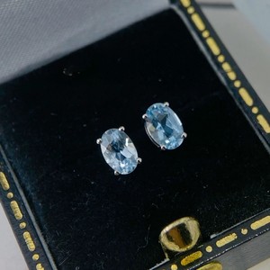 Boucles <span class=keywords><strong>d</strong></span>'oreilles clous ovales en argent sterling S925 avec zircon cubique bleu ciel, petites boucles <span class=keywords><strong>d</strong></span>'oreilles minimalistes couleur <span class=keywords><strong>aigue</strong></span>-<span class=keywords><strong>marine</strong></span> CZ pour femmes - Product Image 1