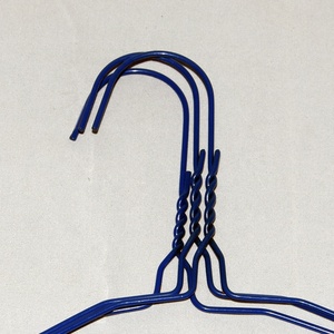 Cintres en fil métallique très bon marché / Cintres en fil métallique en acier enduit de poudre pour sé<span class=keywords><strong>cher</strong></span> les vêtements - Product Image 3