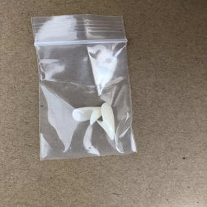 Dents de vampire crocs décorations de fête d'halloween et accessoires de mascarade Cosplay pour prothèses de sorcière loup-garou - Product Image 5