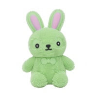 Vente en gros de balles anti-stress en TPR douces et poilues, amusantes, en forme de grand lapin, pour enfants de 5 à 7 ans