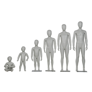 Muñeco de maniquí infantil con pantalla de ventana a la venta Maniquí infantil de cuerpo completo de fibra de vidrio para la venta - Product Image 6