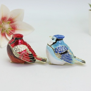 SHINNYGIFTS <span class=keywords><strong>peint</strong></span> à la main oiseaux Animal boîte à bijoux en métal bibelot boîte pour anneau Figurine Collection maison décorative émail <span class=keywords><strong>oiseau</strong></span> - Product Image 2