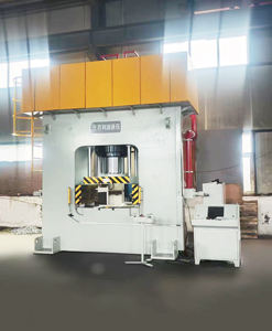 Bailiyuan Heißschmiedepresse mit Hydraulik-Servosystem, Multifunktional, Anpassbare Spannung und Abmessungen für Automobil- und Luftfahrtindustrie - Product Image 3