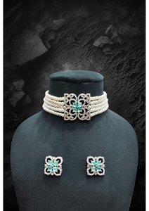 Conjunto de Collar de Gargantilla con Cuentas de Primera Calidad, con Pendientes a Juego y Colgante de Piedra Transparente Brillante para Bodas, Fiestas y Eventos Festivos - Product Image 4