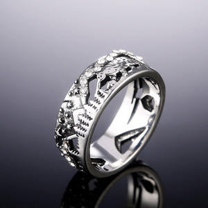 Anello F552 a Forma di Orso in Argento con Incastonatura Pavé, Stile Rustico, Regalo Unisex, Anelli alla Moda - Product Image 6