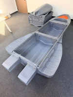 Bateau de pêche pliable en plastique imperméable à monter sur véhicule