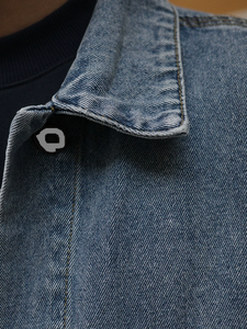 Giacca di jeans Unisex da uomo <span class=keywords><strong>donna</strong></span> con Logo <span class=keywords><strong>blu</strong></span> ricamato e traspirante con bottone <span class=keywords><strong>Cargo</strong></span> ampia vestibilità Oversize pelliccia decorata coppie - Product Image 4