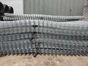 Barre de renfort en acier nervuré maille soudée pour réduire le risque de fissures dans les dalles de béton - Product Image 4
