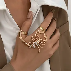 แหวนแมงป่องพังค์สุดหรูสำหรับผู้หญิงชุดแหวนคู่ลายแมงป่องสุดหรูแหวนคริสตัลย้อนยุคเครื่องประดับเปิดแหวน anel feminino