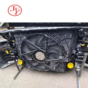 Para <span class=keywords><strong>4</strong></span> Series G26 Recortes de parachoques delantero Luces antiniebla Clips verdes Ajuste universal Remanufacturado - Product Image 6