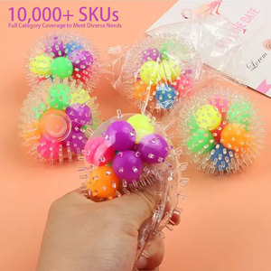 Jincan 6cm TPR mano pellizco juguete para apretar Bola de <span class=keywords><strong>uva</strong></span> Thorn Ball descompresión ventilación Fidgeting herramienta de alivio regalos para niños en fiestas - Product Image 2