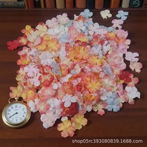 Silk Hydrangea Flower <b>Petals</b> 4.3 Cm Embossed Single Branch For Shoe Decorations - Product Image 4
