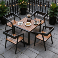 Ensemble de table à manger rectangulaire en WPC avec cadre en métal noir et 4 chaises, moderne, imperméable, pour l'extérieur, patio, jardin