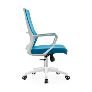 Silla de Oficina Ejecutiva Moderna de Tela Negra a Bajo Precio, Giratoria, Ajustable en Altura, Importada, Respaldo Medio, Muebles de Oficina de Fábrica - Product Image 4