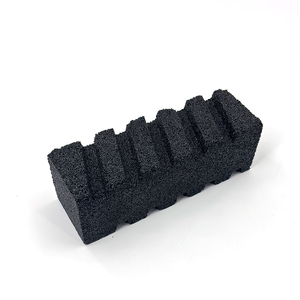 하이 퀄리티 맞춤형 실리콘 카바이드 다크 브라운 커런덤 그라인딩 스톤 모래 자갈 OEM에 대한 그루브 직사각형 그라인딩 블록 - Product Image 2