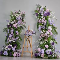 Neue pastorale Seidenrosen, Gänseblümchen, Hortensien, Geweihbögen, florale Outdoor-Hochzeitskunstblumen in Lila
