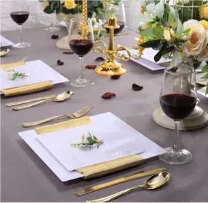 البلاستيك مربع مجموعة أطباق أواني الطعام 60 حزم أغراض للحفلات مطعم الفاخرة طبق عشاء الذهب حافة مربع لوحة