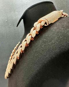 Cadenas Cubanas Personalizadas de Alta Resistencia con Incrustaciones de Diamantes, Chapadas en Oro, Plata 925, con Certificación de Diamantes VVS, Cadenas de Moissanita - Product Image 2