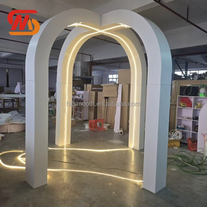 ฉากหลังงานแต่งงานดีไซน์ใหม่เรียบหรู สีขาว ทำจาก PVC สำหรับตกแต่งงานอีเว้นท์ ปาร์ตี้ และงานแต่งงาน - Product Image 2