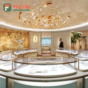 Vitrine de bijouterie en bois avec éclairage LED haut de gamme, design moderne et luxueux pour l'aménagement intérieur d'une boutique de bijoux - Product Image 4