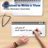 Tableau blanc organisateur de bureau avec tiroir gris bloc-notes et support de clavier pour l'emballage de vente par correspondance de bureau à domicile