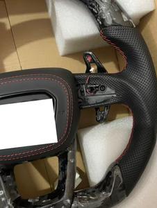 Volant en cuir perforé personnalisé en fibre de carbone véritable avec LED pour <span class=keywords><strong>Audi</strong></span> Q3 Q5 Q7 Q8 B9 SQ5L SQ7 SQ8 S4 - Product Image 3