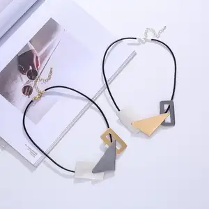 Herz-Anhänger-Halsband für Damen echtes kubanisches Mond-Handwerk 925 Zirkone China Großhandel-Set Edelstahl Damen-Stachel-Halsband