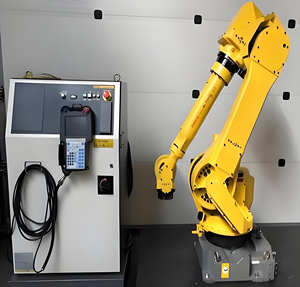 Robot industriel FANUC M-710iC/20 à 6 axes, charge utile de 20 kg, portée de 3110 mm, IP65, garantie 1 an pour la manutention des matériaux et l'entretien des machines - Product Image 5