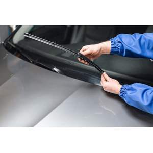 Balais d'essuie-glace sans cadre IDEAL STAR 'KRISTAL' 70 cm pour divers modèles, y compris CR-V X3 Outlander Superb Jagu - Product Image 3