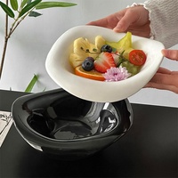 Assiettes et bols irréguliers en céramique blanche et noire, style moderne, pour restaurant, ensemble d'assiettes à salade pour la cuisine