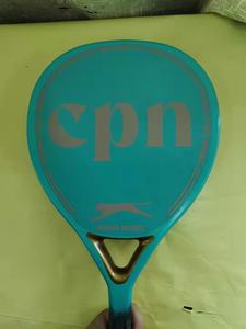 Raqueta de Pádel Personalizada de Fibra de Vidrio y Carbono 3K 12K 18K, Económica, al por Mayor, con Diferentes Modelos - Product Image 6