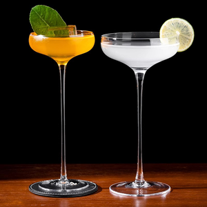 Bar Verre à <span class=keywords><strong>Martini</strong></span> à tige <span class=keywords><strong>extra</strong></span> longue clair Grand Papillon Flûte à Champagne Verres à <span class=keywords><strong>Martini</strong></span> Cocktail - Product Image 4