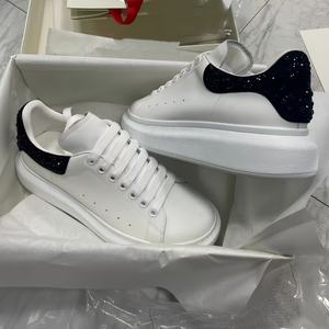 Luxury designer Genuine Leather Sports Running Shoes High Quality Men's Running Shoes Women's Casual Walking Style Shoes - Product Image 2