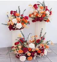 Décoration de toile de fond de mariage moderne en soie, roses rouges et dahlias, centres de table, arrangements floraux en boule, fournitures pour signalisation au sol d'événements