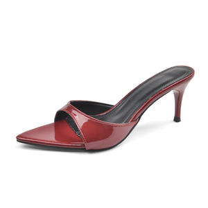 รองเท้าส้นสูงแบบสวมเปิดนิ้วเท้า สีดำและสีนู้ด หนังแก้ว 7 ซม. แฟชั่นฤดูร้อนสำหรับผู้หญิง ส้นเข็ม ปลายแหลม เซ็กซี่ - Product Image 5