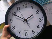 IStapromo Geschenke Fabrik Großhandel Runde Uhr mit Batterie Benutzerdefiniertes Logo Wanduhr Schlafzimmer Büro Küche Deko China Wanduhr