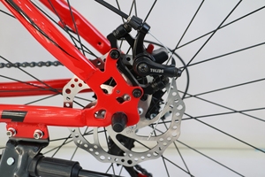 Bicicletta da Montagna di Alta Qualità, 26 Pollici, 21 Velocità, Doppio Freno a Disco, Telaio in Acciaio, Pedali Standard, per Uomini e Donne - Product Image 4