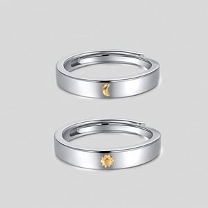 Anillo de Pareja de Moda Europea, Chapado en Cobre, Oro Blanco, Ajustable, con Diseño de Sol y Luna, para Hombre y Mujer - Product Image 1