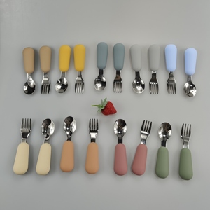 Ensemble Cuillère et Fourchette à Riz pour Bébé en Acier Inoxydable Durable, 2-4 Ans, Couleurs Vives, Ustensiles d'Alimentation Manuels en Silicone à Manche Court - Product Image 4