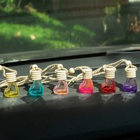 Nouveau diffuseur de parfum en verre suspendu rechargeable pour voiture, désodorisant d'ambiance en forme de cœur, 5 ml, pour décoration intérieure automobile