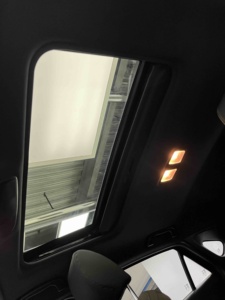 <span class=keywords><strong>Mazda</strong></span> CX-4 <span class=keywords><strong>2023</strong></span> 2.0L Automático de Dos Ruedas Motrices Edición Deportiva SkyActiv - Product Image 4