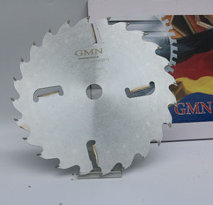 Lame de scie OEM durable et personnalisée 305mm TCT, grattoirs à déchirure multiple, outil de coupe du bois de haute qualité, fourniture directe en usine en gros - Product Image 6