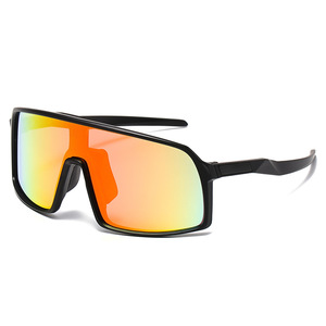 Lunettes <span class=keywords><strong>de</strong></span> <span class=keywords><strong>soleil</strong></span> sportives unisexes haut <span class=keywords><strong>de</strong></span> gamme pour enfants, vente en gros, protection UV400, avec logo - Product Image 3