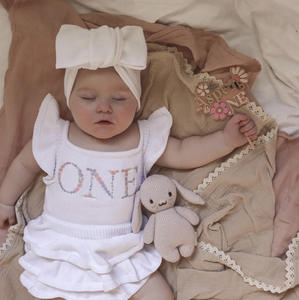 2025 hiver enfants bébé filles cheveux accessoires noué bébé bandeaux bandeaux filles <span class=keywords><strong>laine</strong></span> tricot surdimensionné <span class=keywords><strong>Turban</strong></span> bandeaux - Product Image 2