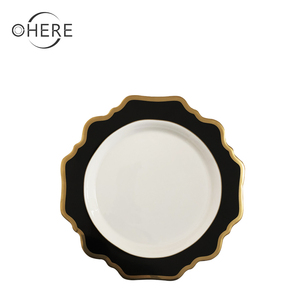 Assiette à dîner en forme de tournesol de couleur noire, ensemble de <span class=keywords><strong>vaisselle</strong></span> de fête de banquet de mariage, plat en porcelaine mat de 13 pouces, vente en gros - Product Image 4